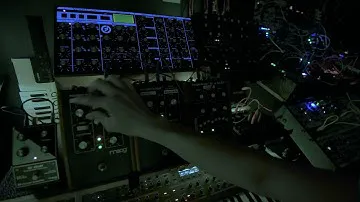 Moog Voyager RME (VX 352+CP251) X Mother 32s